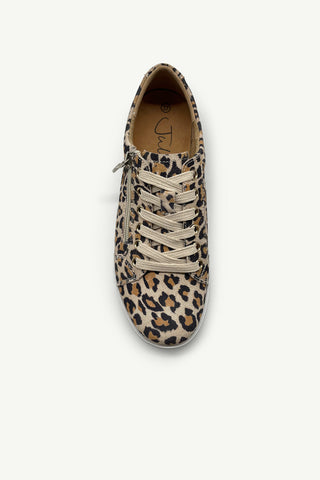 Breezy Leopard