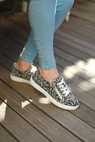 Callie Grey Leopard
