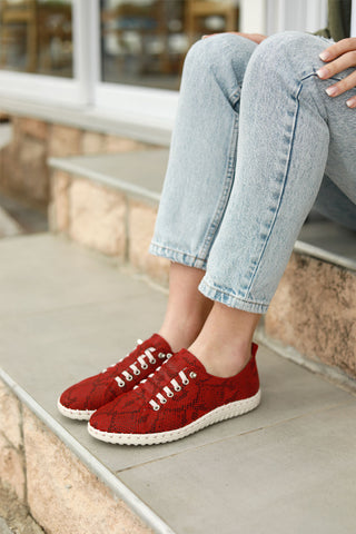 Gina Red Snake