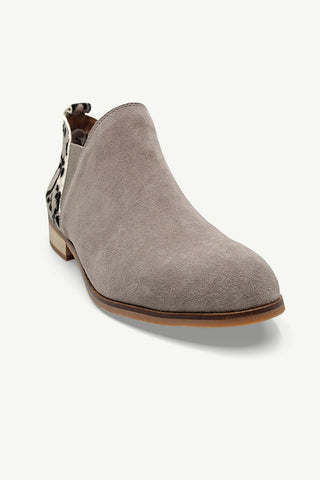 Aria Grey Leopard Print