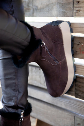 Jet Chestnut