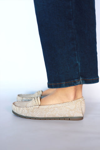 Kimo Beige Snake Penny Fold