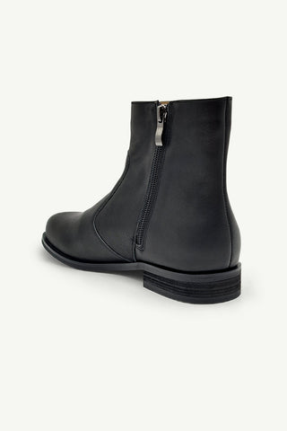 Milano Black