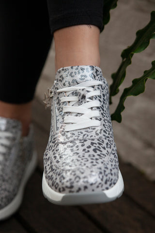 Nina Grey Snake