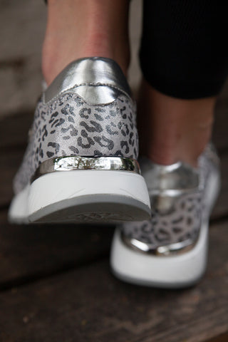 Nina Grey Snake