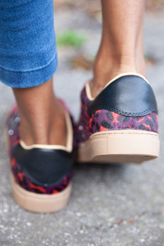Palmero Burgundy Leopard