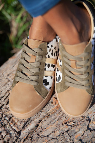 Palmero White + Black Animal