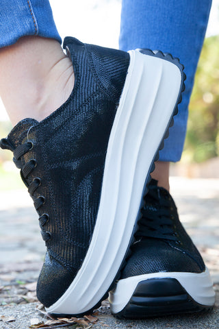 Raya Black Snake