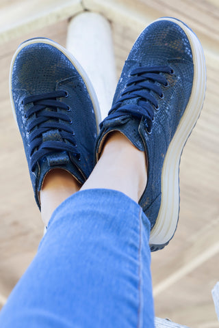 Raya Navy Snake