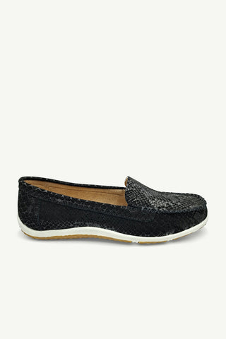 Sable Black Snake