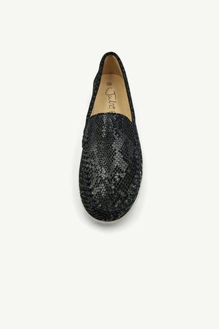 Sable Black Snake