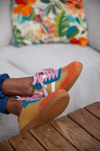 Shiloh Amber, Orange, White + Blue