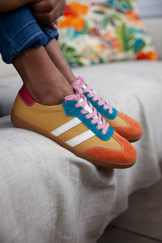 Shiloh Amber, Orange, White + Blue