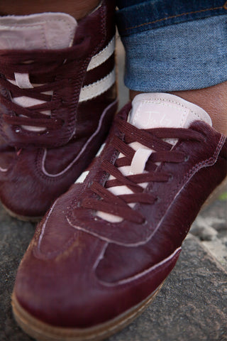 Shiloh Burgundy