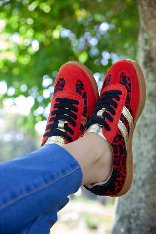 Shiloh Cherry Red + Gold