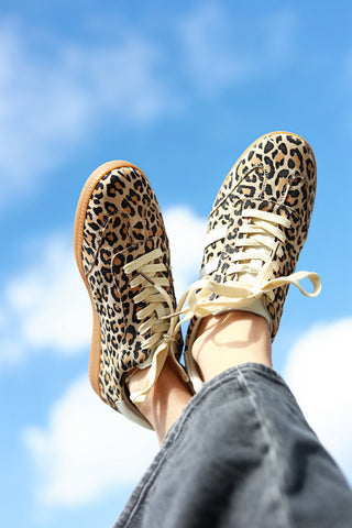 Shiloh Leopard + White