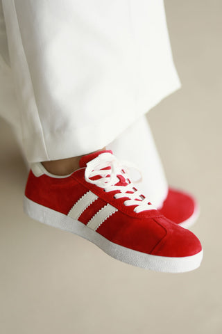 Shiloh Red + White