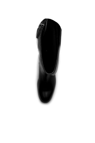 Titan Black