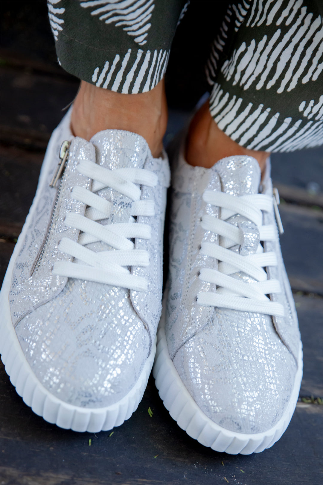 Valentina With Zip Metallic Silver Snake