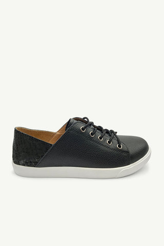Vicki™ Black + Black Snake