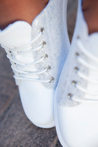 Vicki™ Crystal Grey