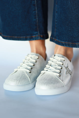 Vicki™ Frosted Silver + Glitter Star