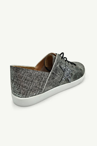 Vicki™ Graphite Star