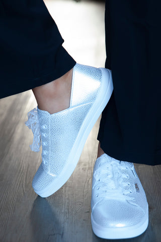 Vicki™ Silver Pebble