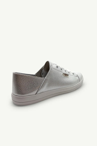 Vicki™ Silver Pebble
