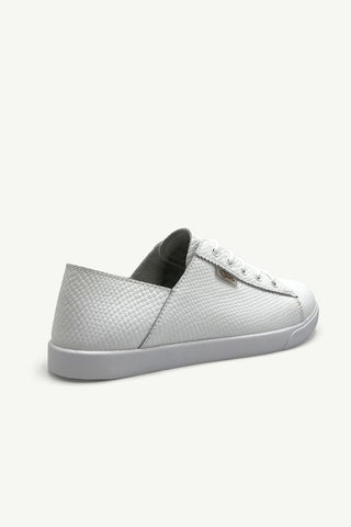 Vicki™ White Snake