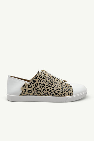 Vicki White + Elastic Slip On