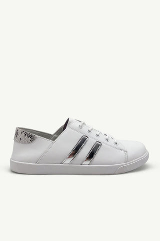 Vicki White + Silver